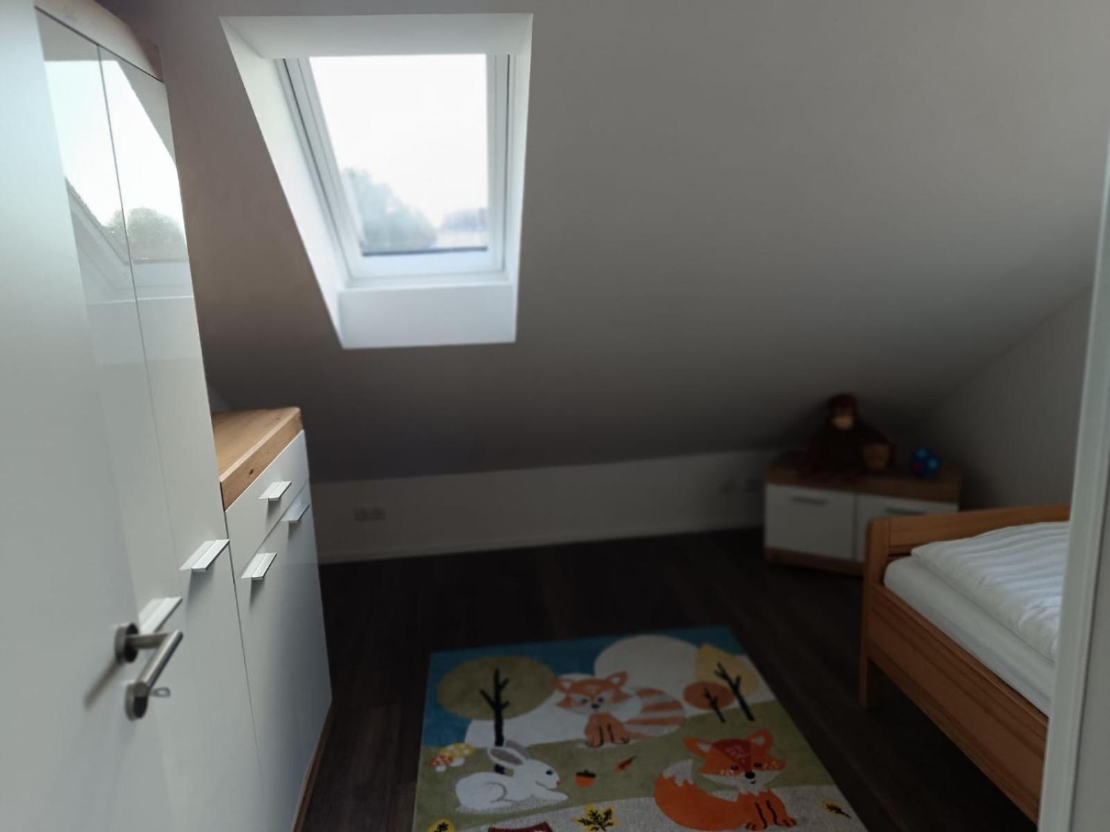 Moderne Ferienwohnung Fuer Familien Im Dachgeschoss Bosau Eksteriør bilde