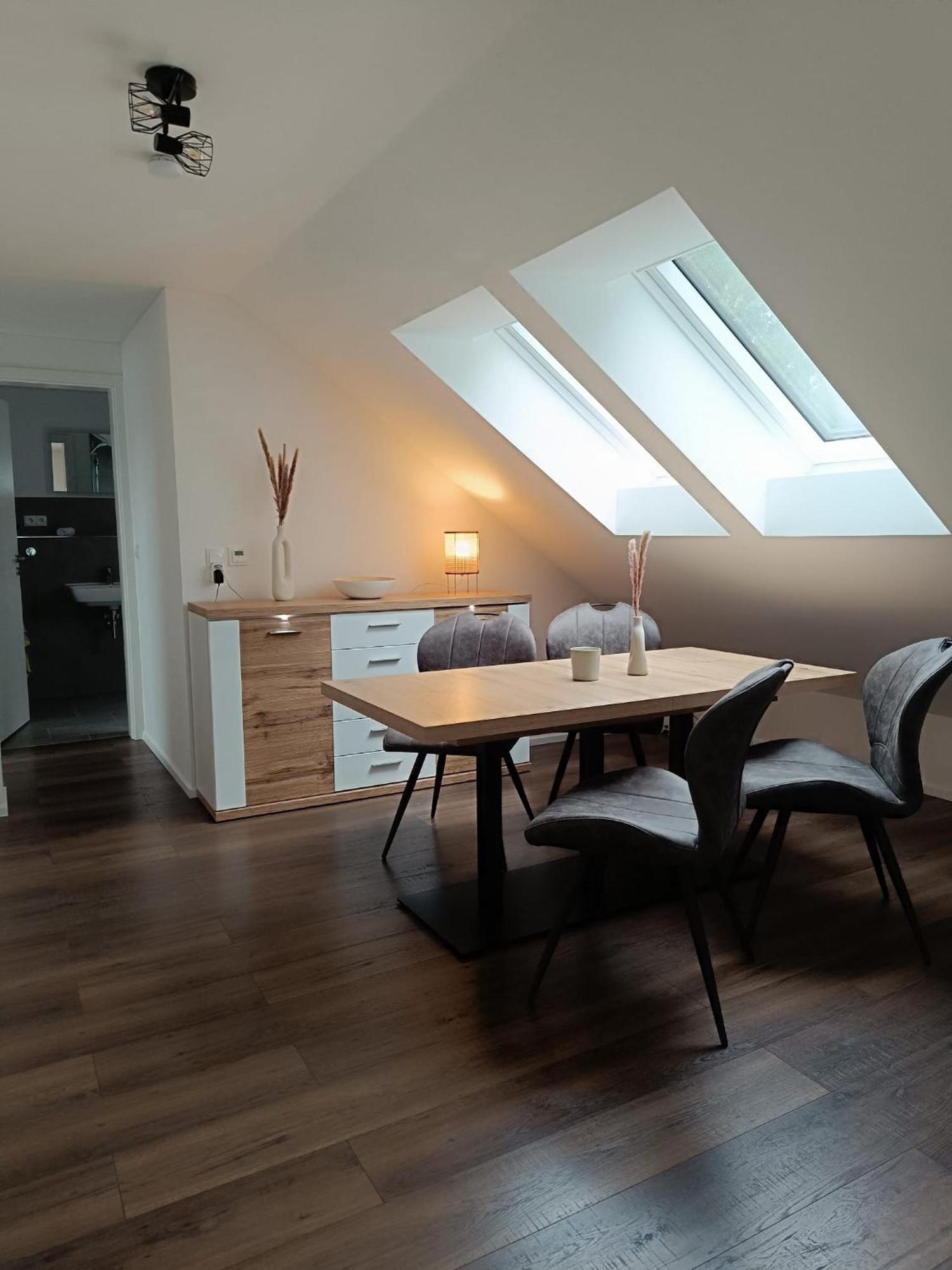 Moderne Ferienwohnung Fuer Familien Im Dachgeschoss Bosau Eksteriør bilde